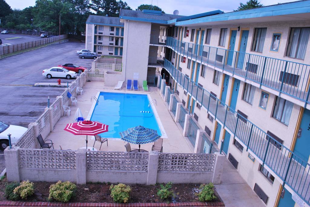 Bama Inn Huntsville Zewnętrze zdjęcie