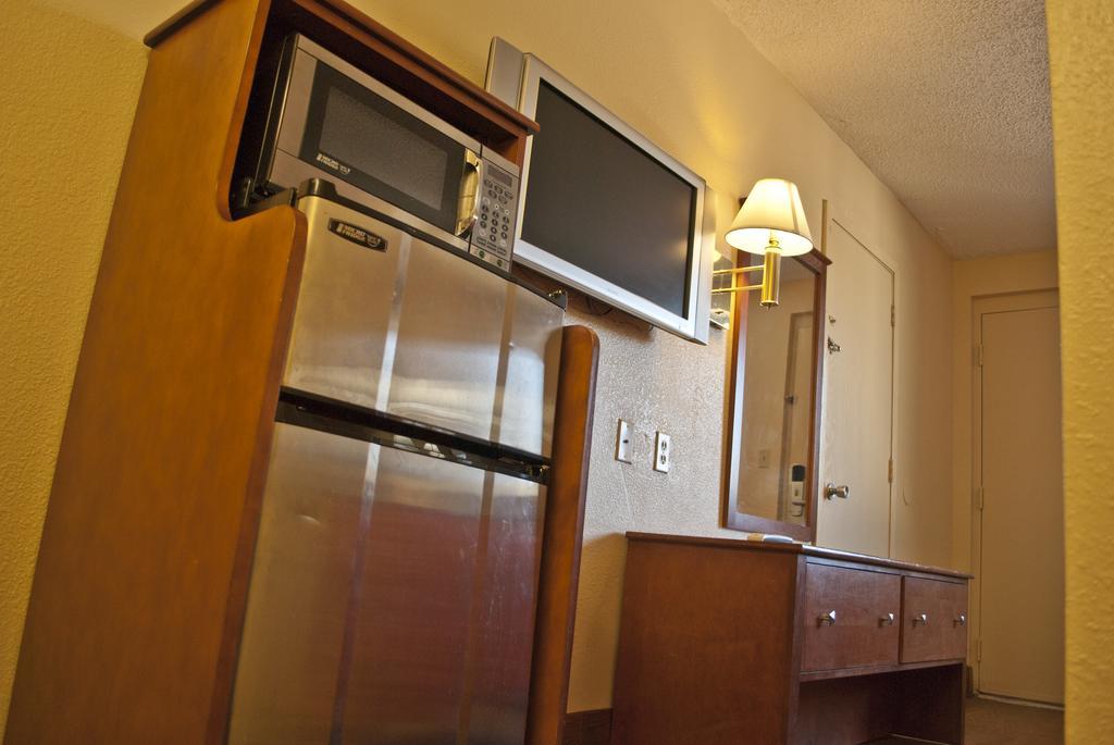 Bama Inn Huntsville Pokój zdjęcie