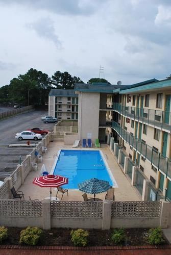 Bama Inn Huntsville Zewnętrze zdjęcie